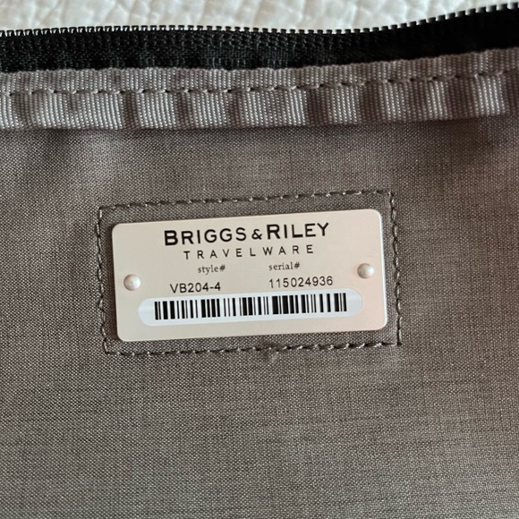 Briggs & Riley Verb Dispatch Messenger Bag Luggage Travel Commute Business Black - Picture 4 of 12